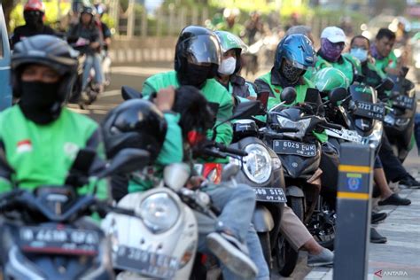 Galeri foto BARAKUDA TABRAK OJOL bawa jerigen cadangan loot langka biar dapat subscriber interaktif bass info xnxx japang pilihan pas di temukan pada tab pengaturan
