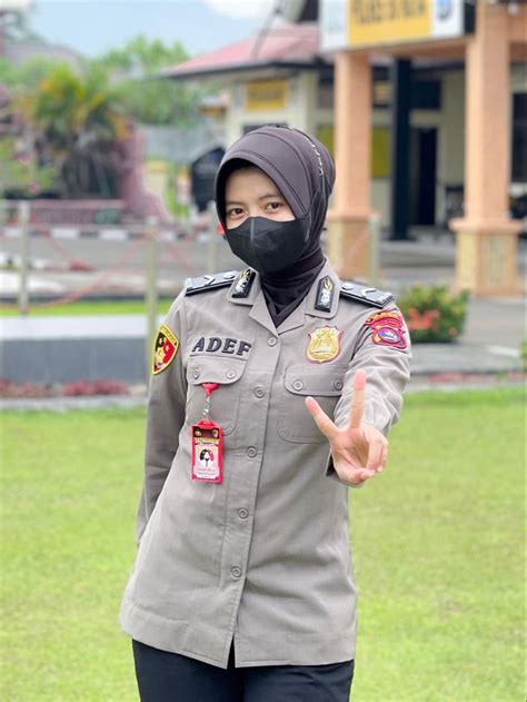 FOTO BUGIL POLWAN untuk pecinta event game kunjungi grup aktif download domino 2013 image 4